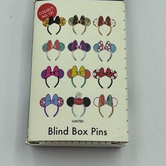 Loungefly / Disney - Minnie Mouse - Headband Pin -Purple with Pink Bow - Blind - Picture 3 of 4